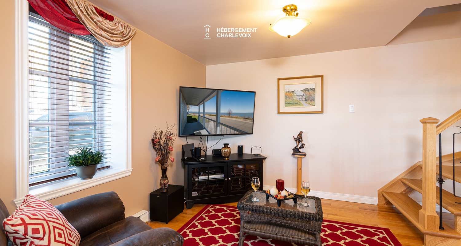 Le 1368 - Une vue sublime sur le fleuve St-Laurent à deux pas du Massif